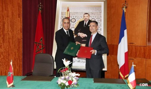الرياح العاصفية تربك حركة الطيران بالمغرب