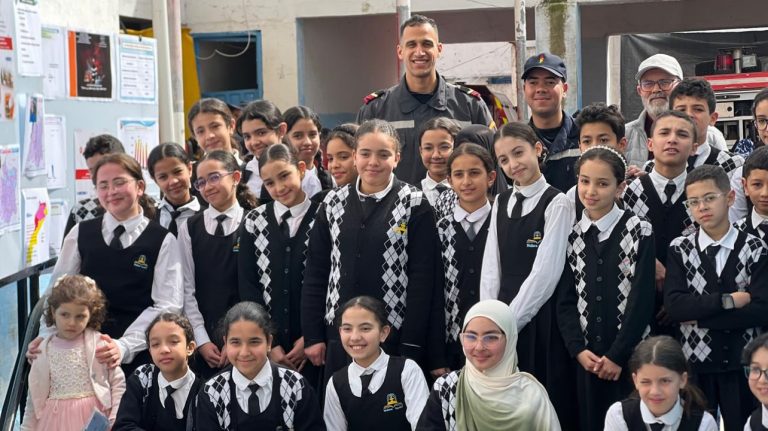 العرائش تخلّد اليوم العالمي للوقاية المدنية بزيارة تحسيسية لتلاميذ إلى تكنة الوقاية المدنية