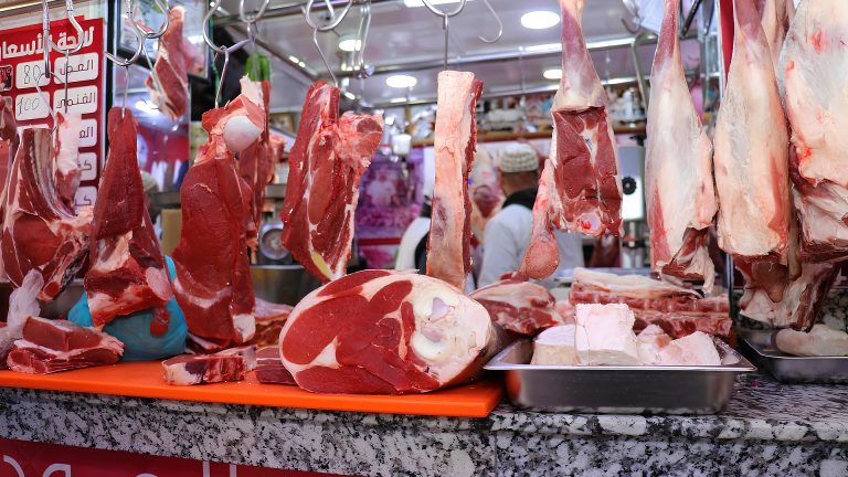 أسعار لحم الغنم تقترب من 130 درهما والارتفاع مستمر بعد رمضان
