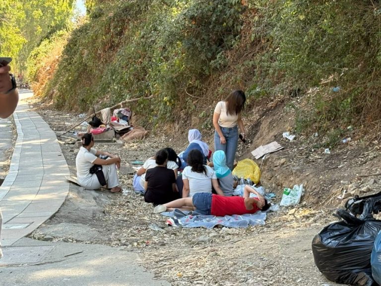 إسبانيا تستعد لنقل نحو 500 قاصر غير مصحوب من سبتة إلى مراكز استقبال