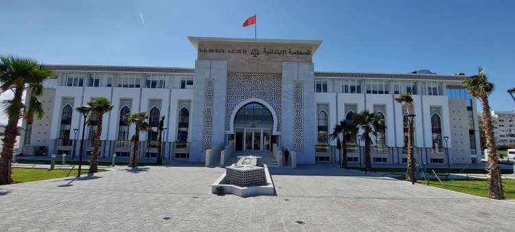 سنة حبسا لشاب بطنجة على خلفية منشورات عبر فيسبوك وإنستغرام