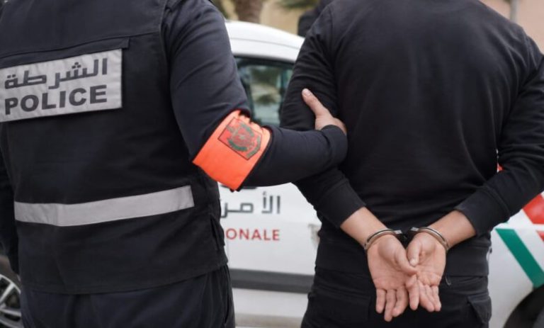 الناظور .. توقيف شاب يشتبه في قرصنته بيانات وكالات تحويل الأموال